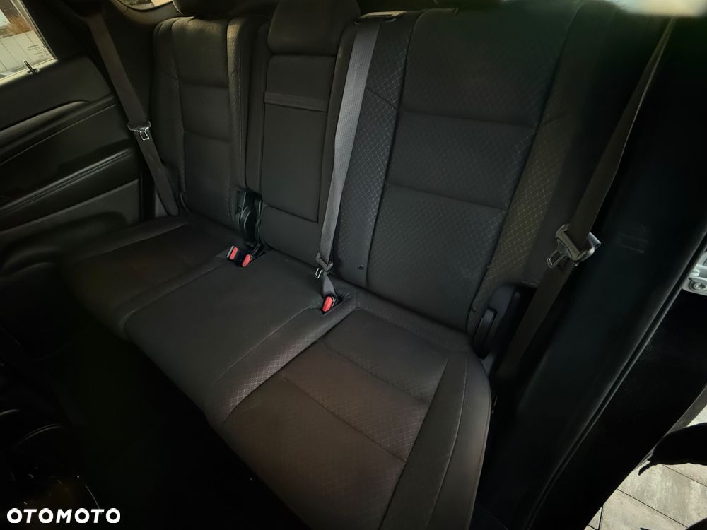 Jeep Grand Cherokee - 21