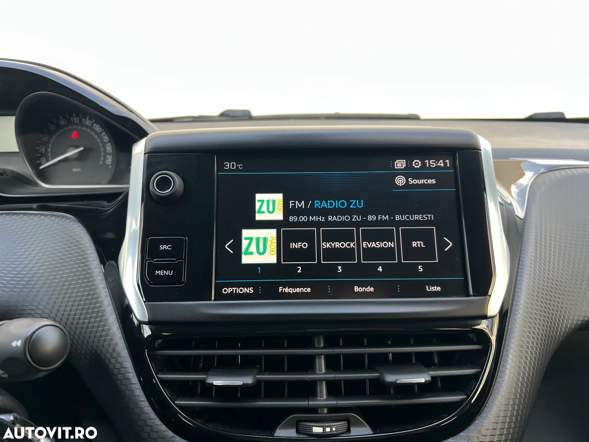 Peugeot 2008 PureTech 110 GPF Stop&Start EAT6 Style - 13