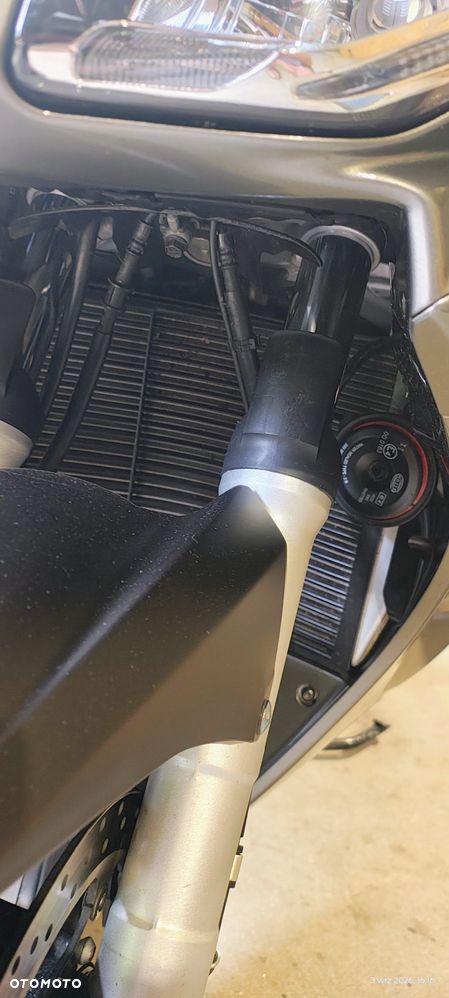 Yamaha FJR - 16