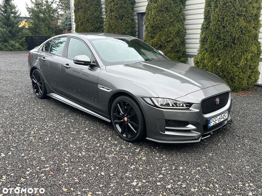 Jaguar XE 20d R-Sport - 6