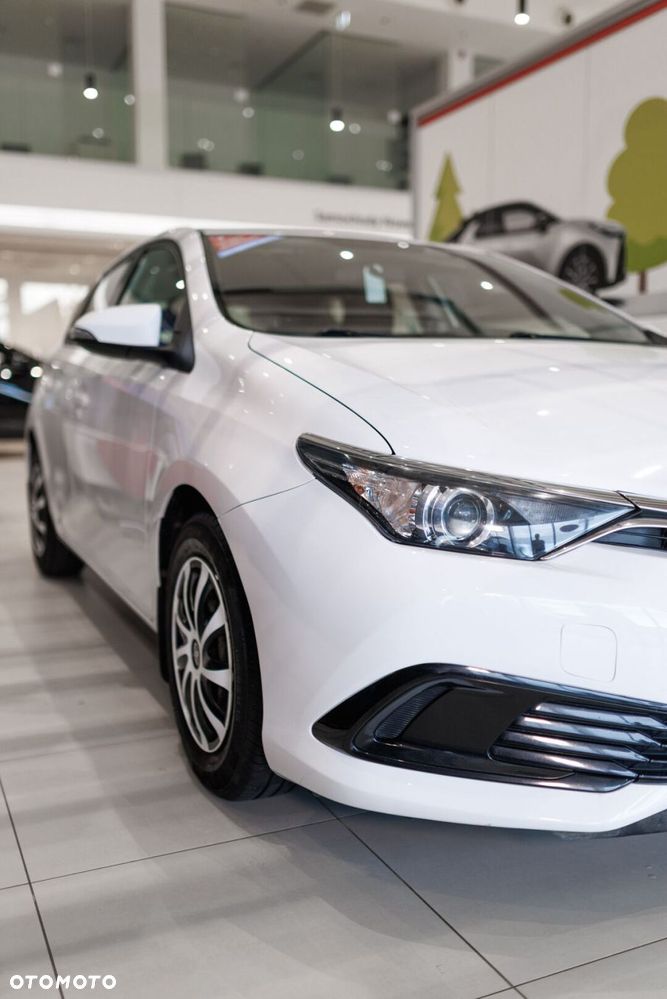 Toyota Auris 1.33 VVT-i Active - 12
