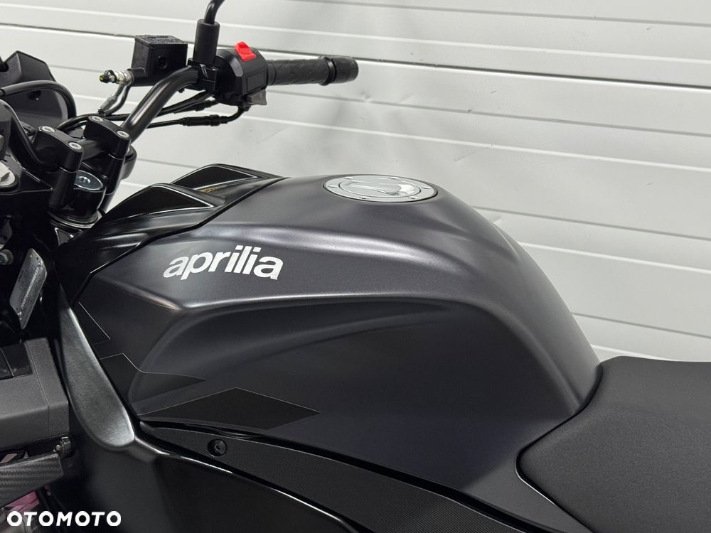 Aprilia Tuono - 21