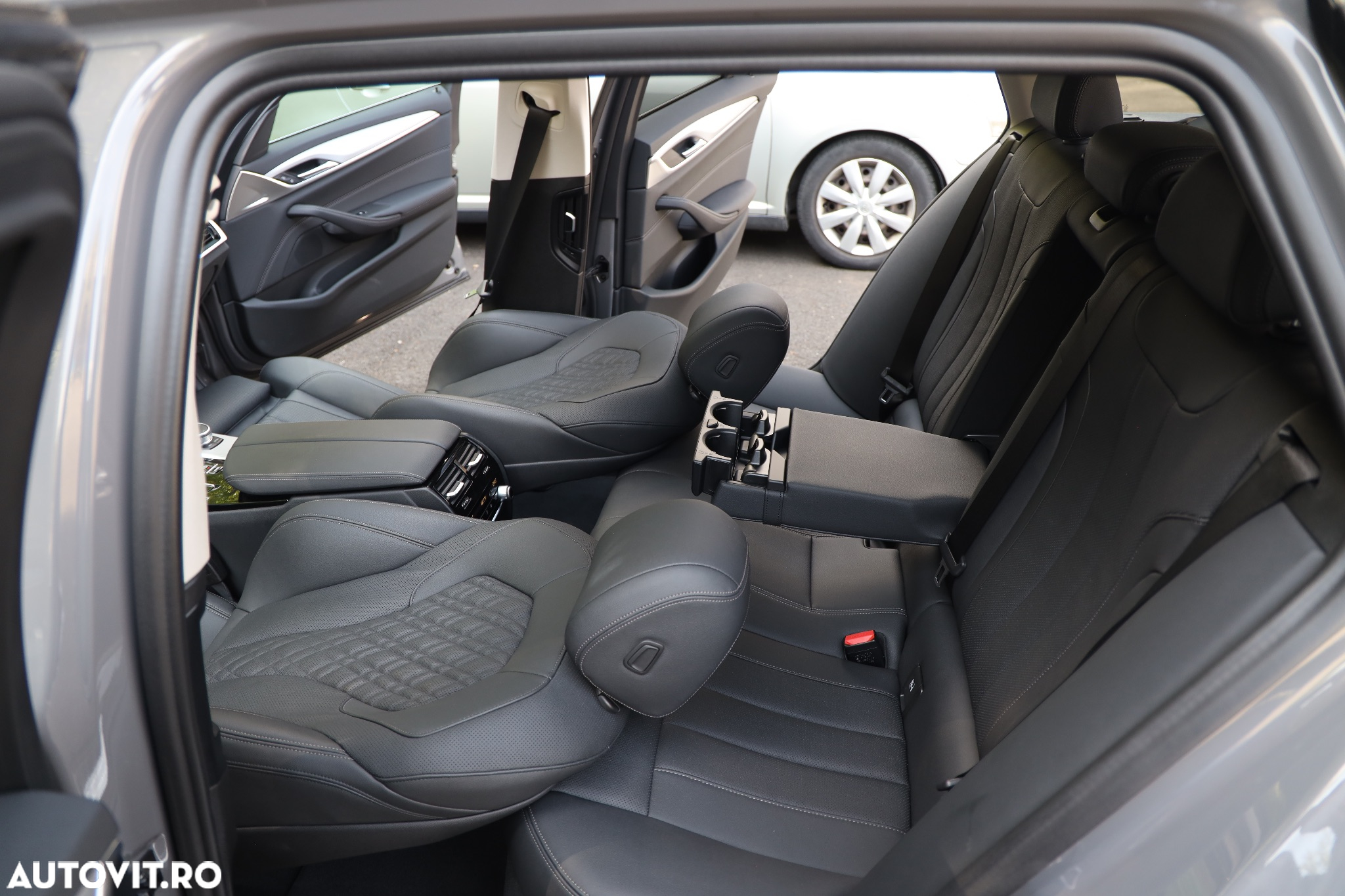 BMW Seria 5 520d xDrive AT MHEV - 16
