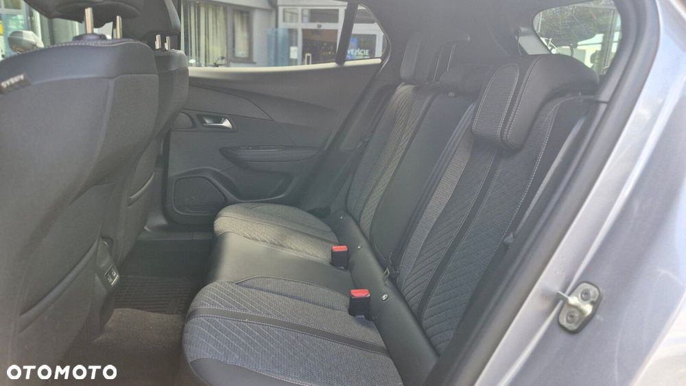 Peugeot 2008 1.2 PureTech Allure S&S EAT8 - 15