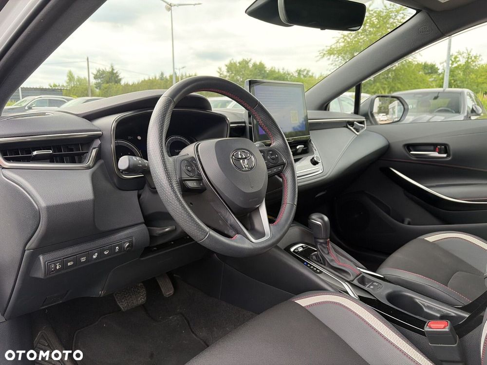 Toyota Corolla - 10