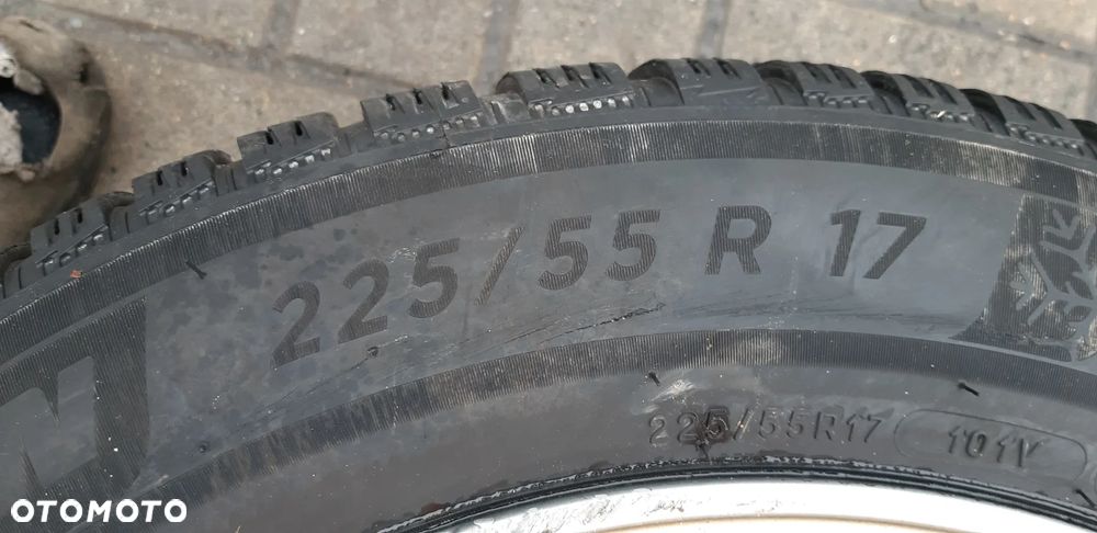 Felgi z oponami 225/55 R17 Mercedes W213 Kombi 2018r. 2.0d - 8