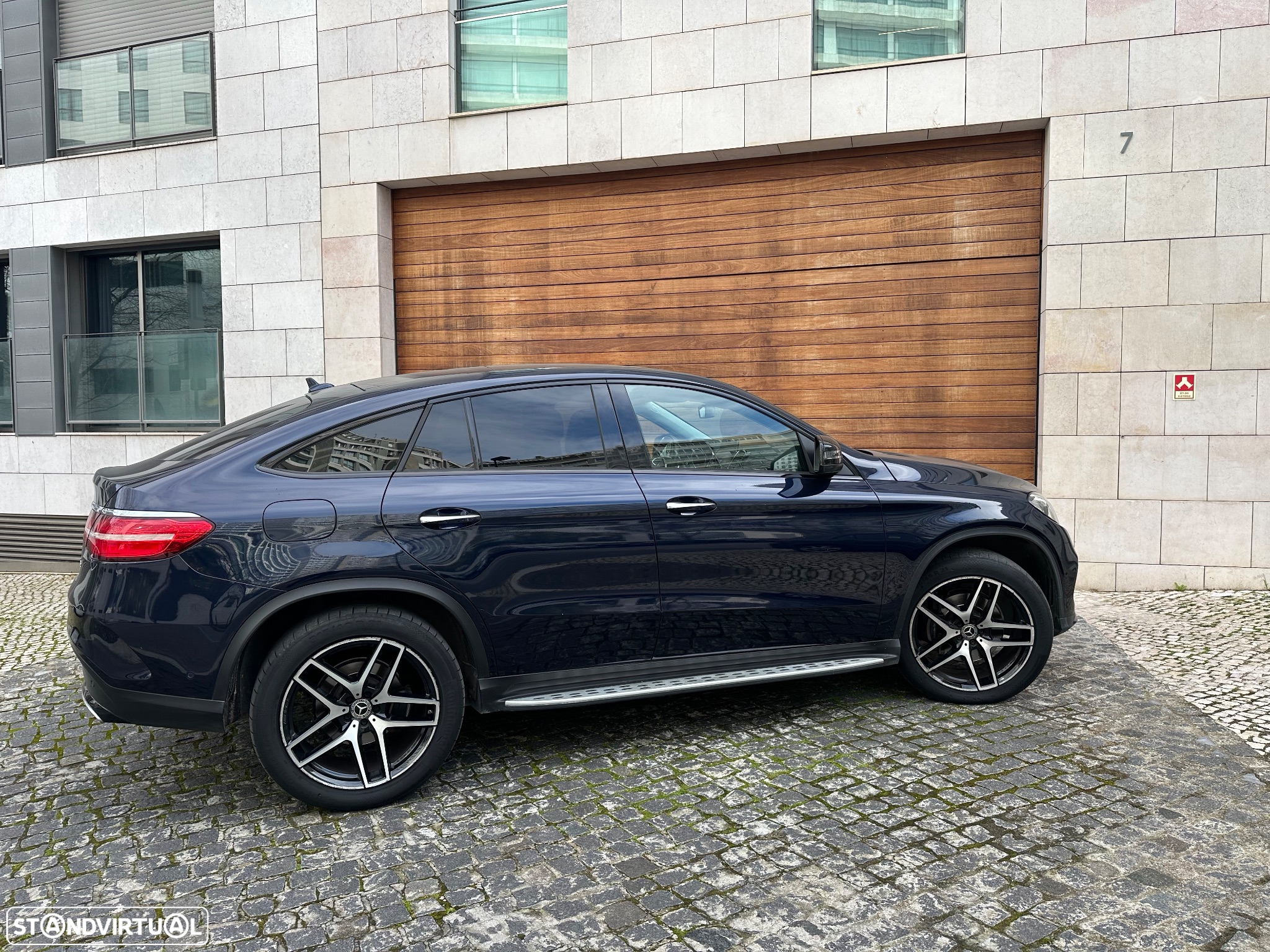 Mercedes-Benz GLE 350 d 4Matic - 5