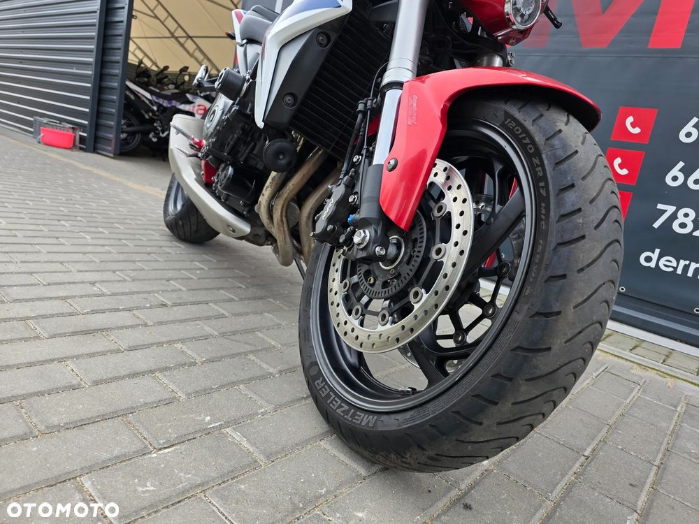 Honda CB - 26
