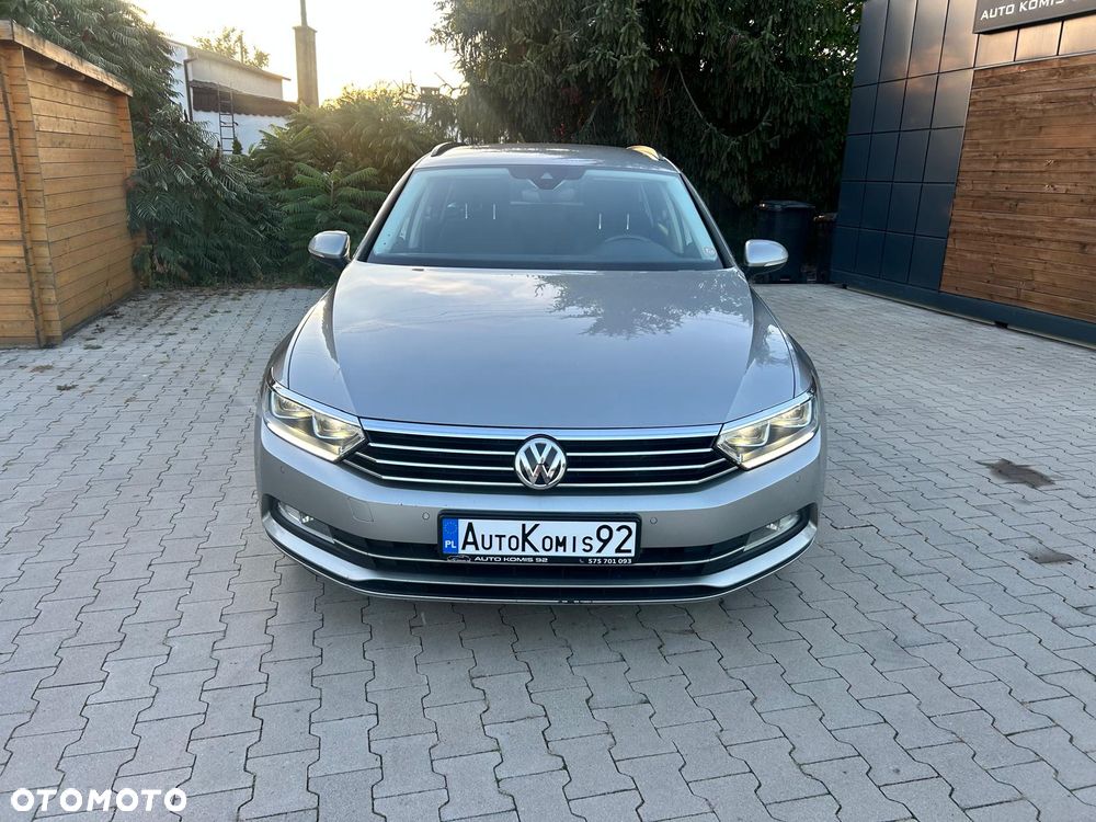 Volkswagen Passat 2.0 TDI SCR DSG Comfortline - 21