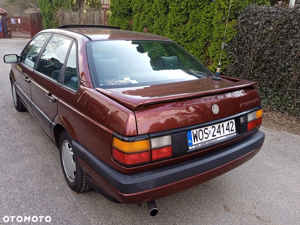 Volkswagen Passat 2.0 GL - 5