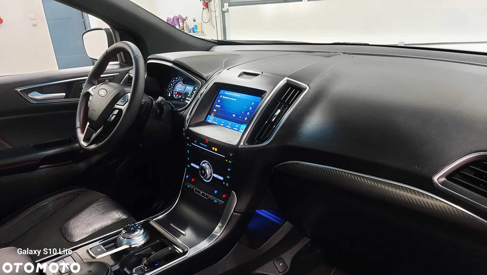 Ford Edge 2.0 EcoBlue Twin-Turbo 4WD ST-Line - 19