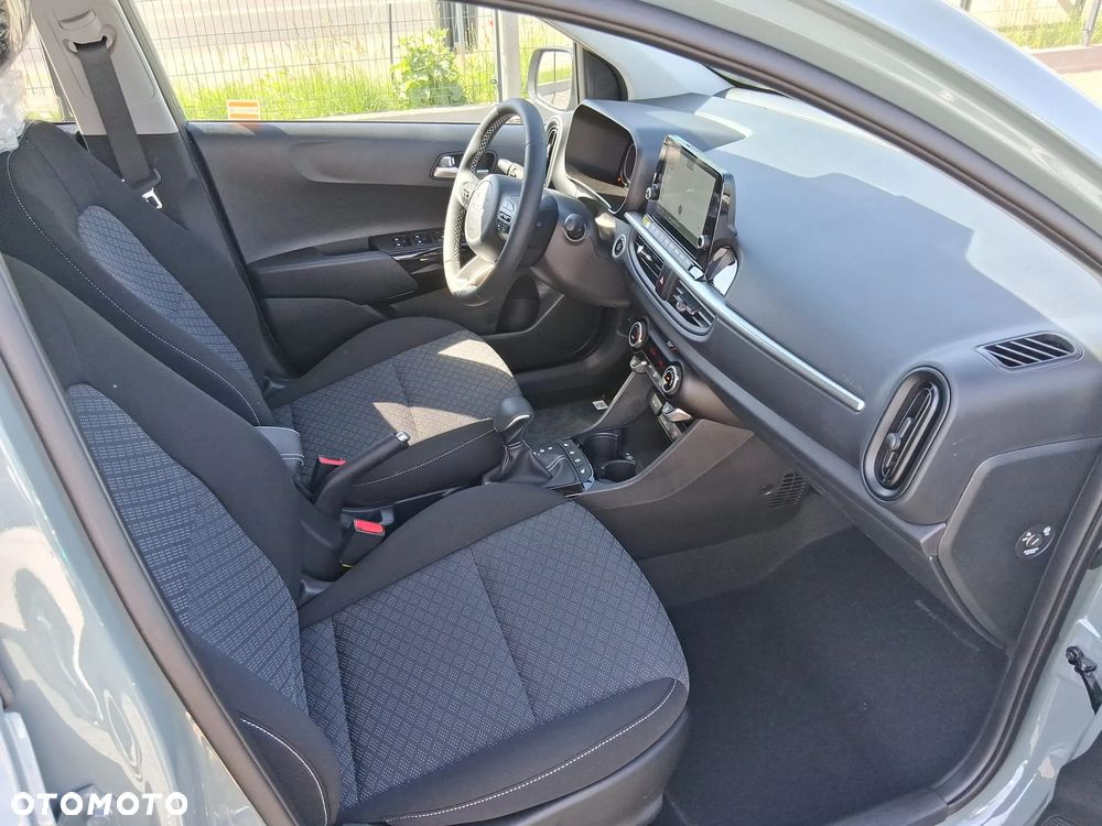 Kia Picanto - 22