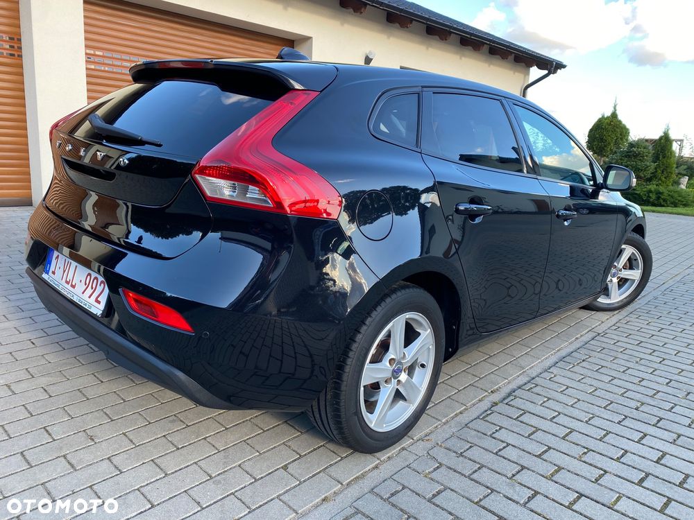 Volvo V40 D2 Kinetic - 26