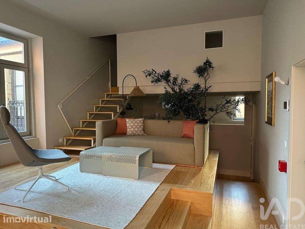 Apartamento T2 em Cedofeita, Santo Ildefonso, Sé, Miragaia, São Nicola - Grande imagem: 2/27