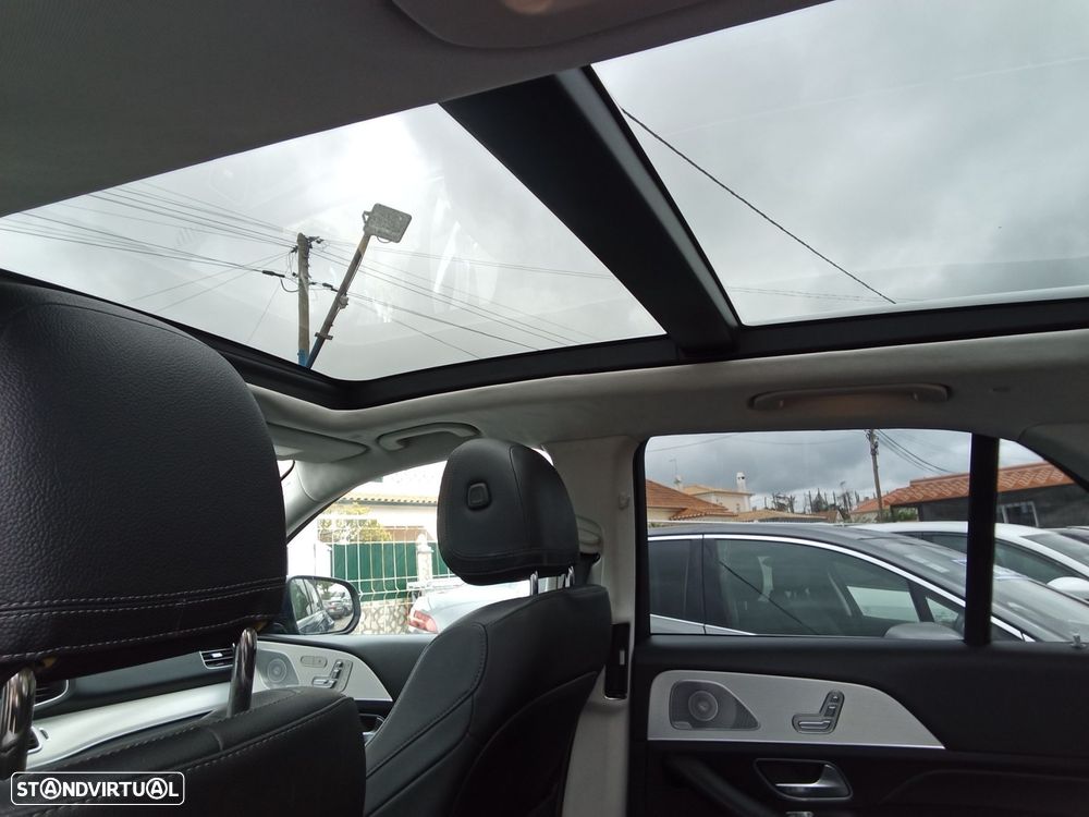 Mercedes-Benz GLE 300 d 4Matic - 29