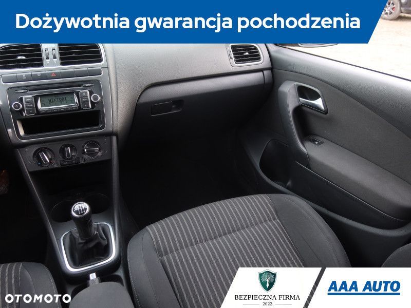 Volkswagen Polo - 10
