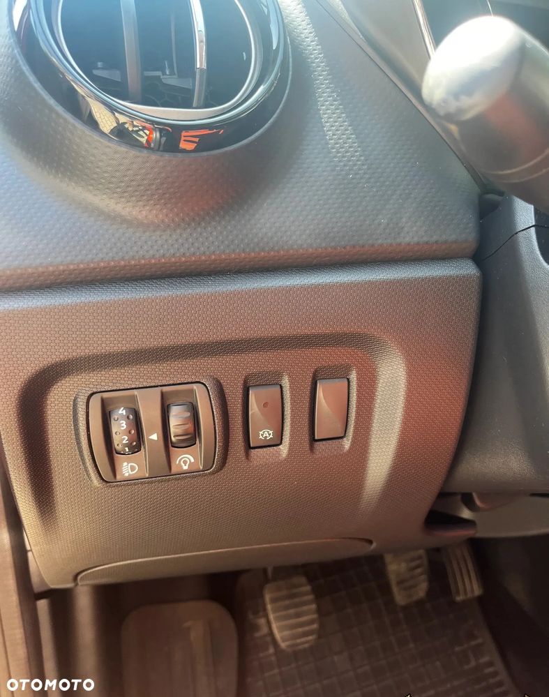 Renault Captur ENERGY TCe 90 Start&Stop Luxe - 9