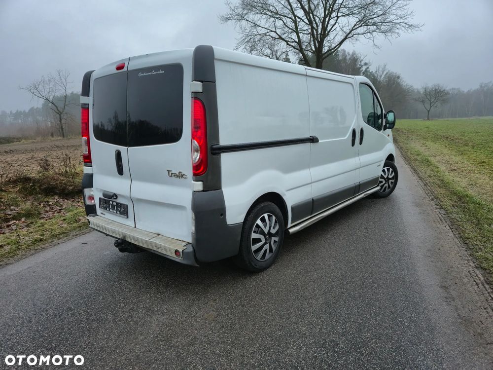 Renault Trafic - 21