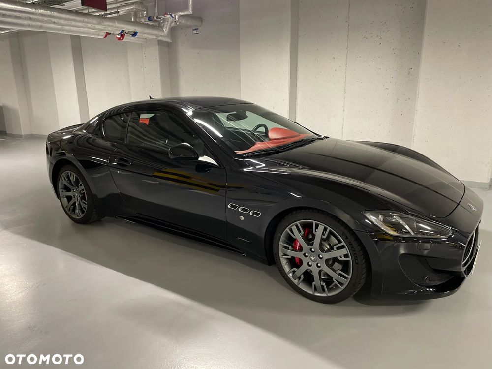 Maserati GranTurismo S Automat - 5
