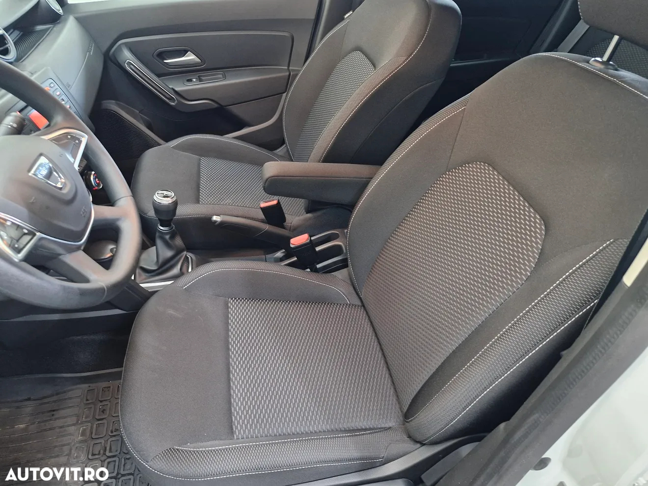 Dacia Duster ECO-G 100 Comfort - 11