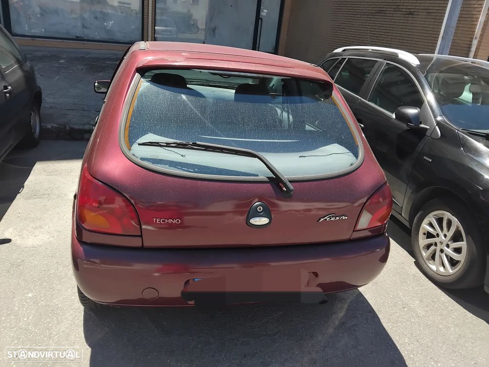 Ford Fiesta 1.25 Techno - 3