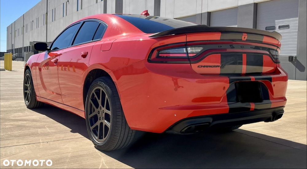 Dodge Charger - 10