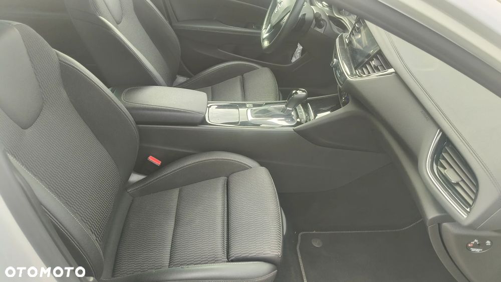 Opel Insignia 1.5 T Exclusive S&S - 14