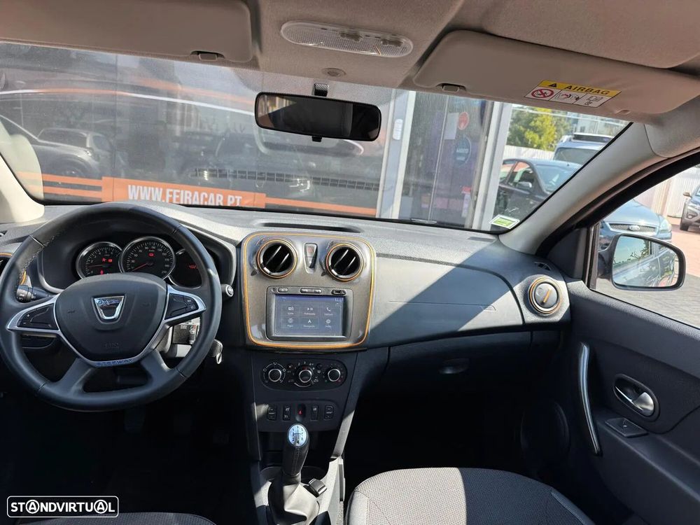 Dacia Sandero 0.9 TCe Stepway - 3