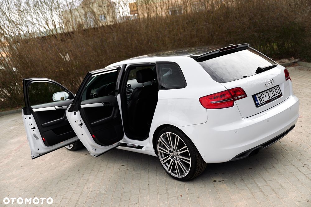 Audi A3 Sportback 1.4 TFSI S line Sportpaket - 21