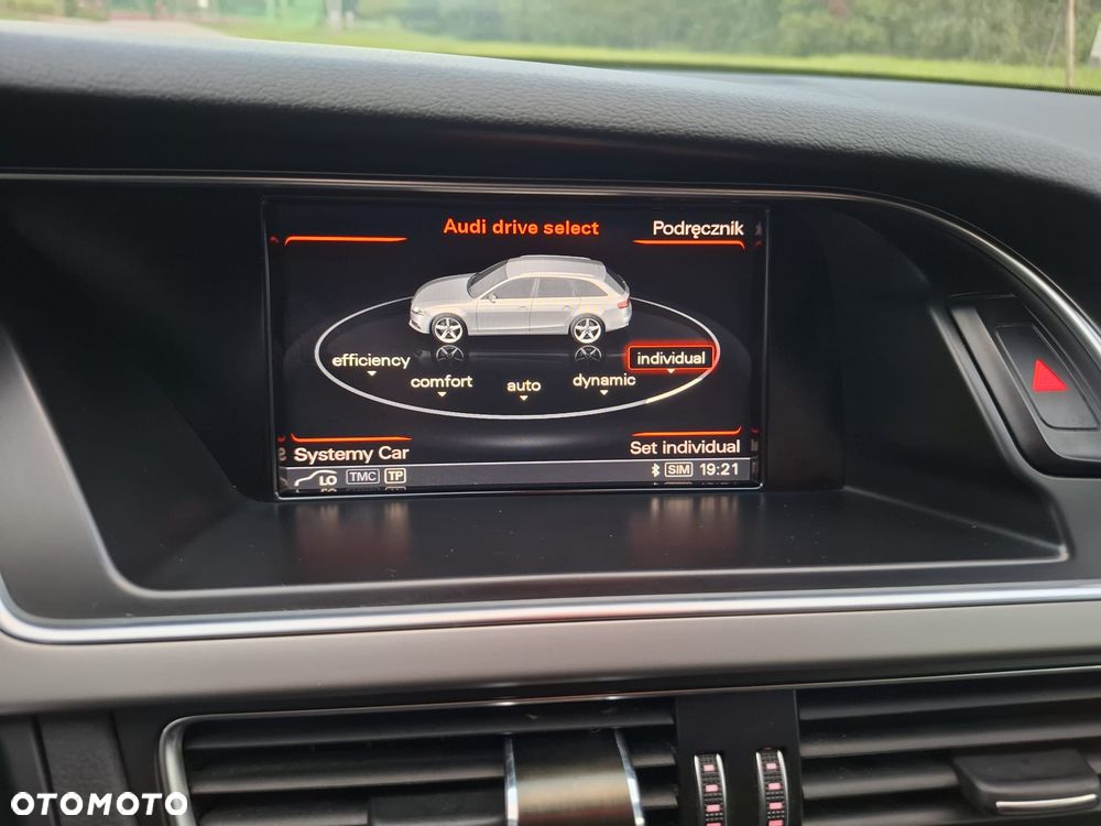 Audi A4 Avant 2.0 TDI DPF quattro S tronic S line Sportpaket - 24