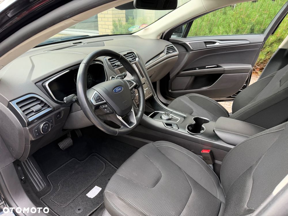 Ford Mondeo - 19