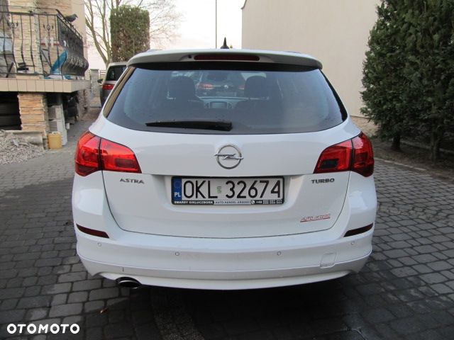 Opel Astra 1.4 T Cosmo - 4