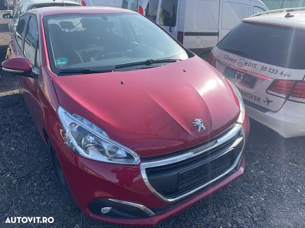 Dezmembrez Peugeot 208 an 2018 1.2 Benzina Euro 6 Pure tech