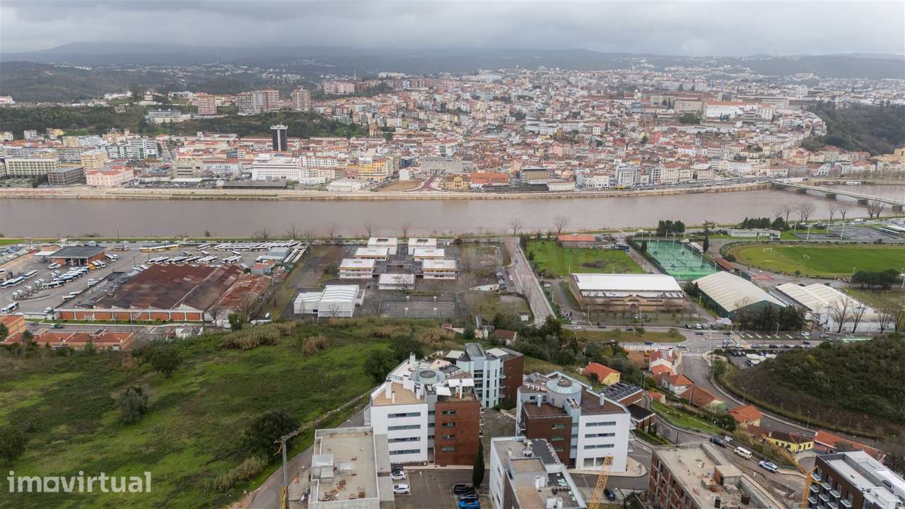 APARTAMENTO T3 EM COIMBRA - Grande imagem: 2/60