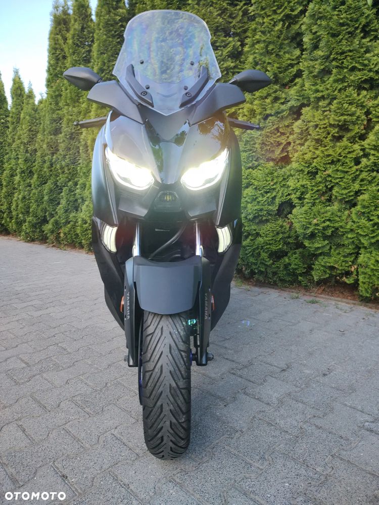 Yamaha X-max - 10