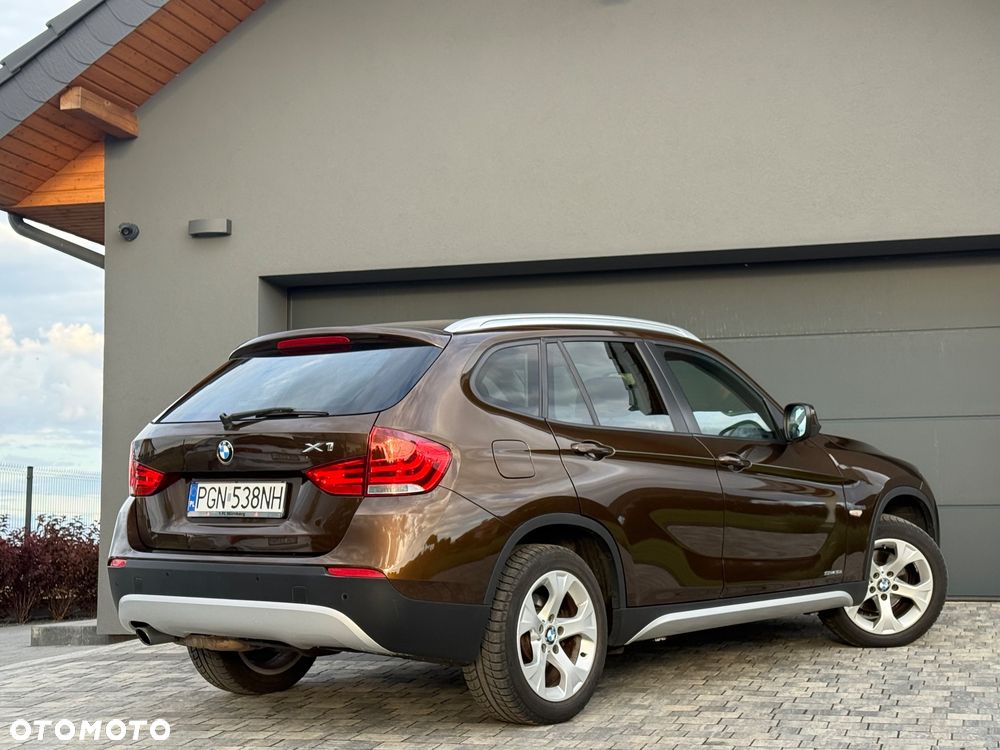 BMW X1 sDrive18i - 10