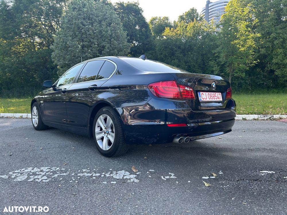BMW Seria 5 520d Aut. - 10