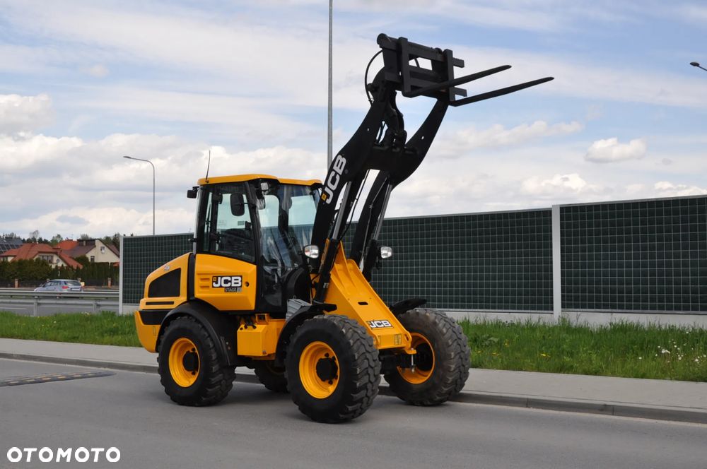 JCB WLS 409 SV MAŁO MTG 359 WIDŁY DO PALET KRAJOWA I WŁAŚCICIEL DOSTĘPNA OD RĘKI - 7