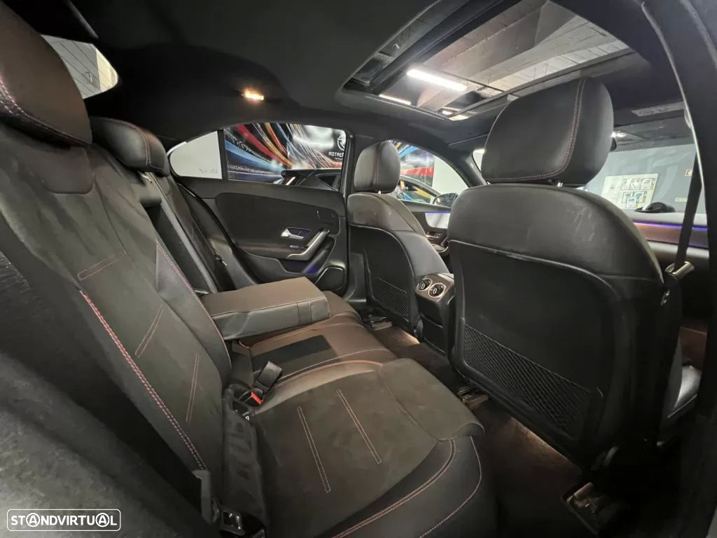 Mercedes-Benz A 250 Limousine e AMG Line - 6