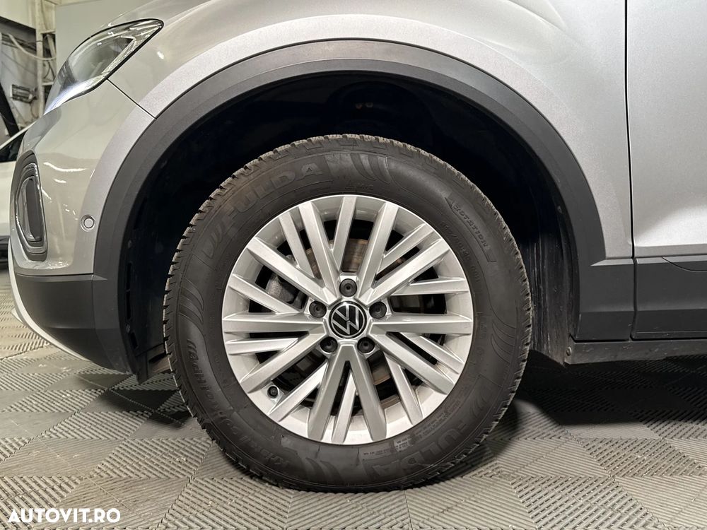 Volkswagen T-Roc - 14