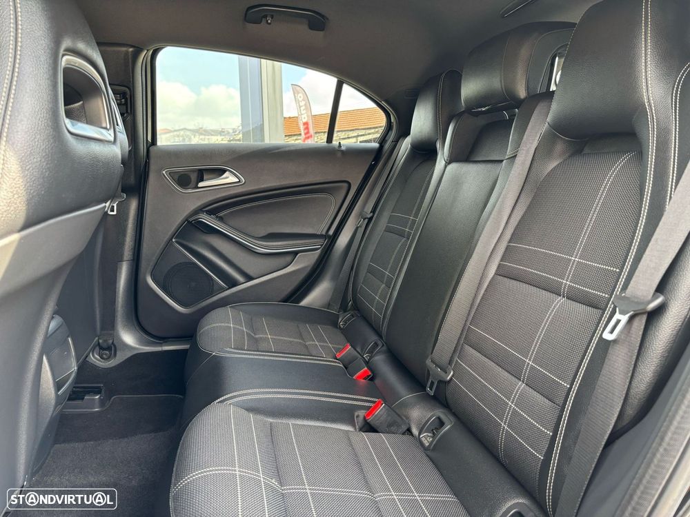 Mercedes-Benz A 180 - 15