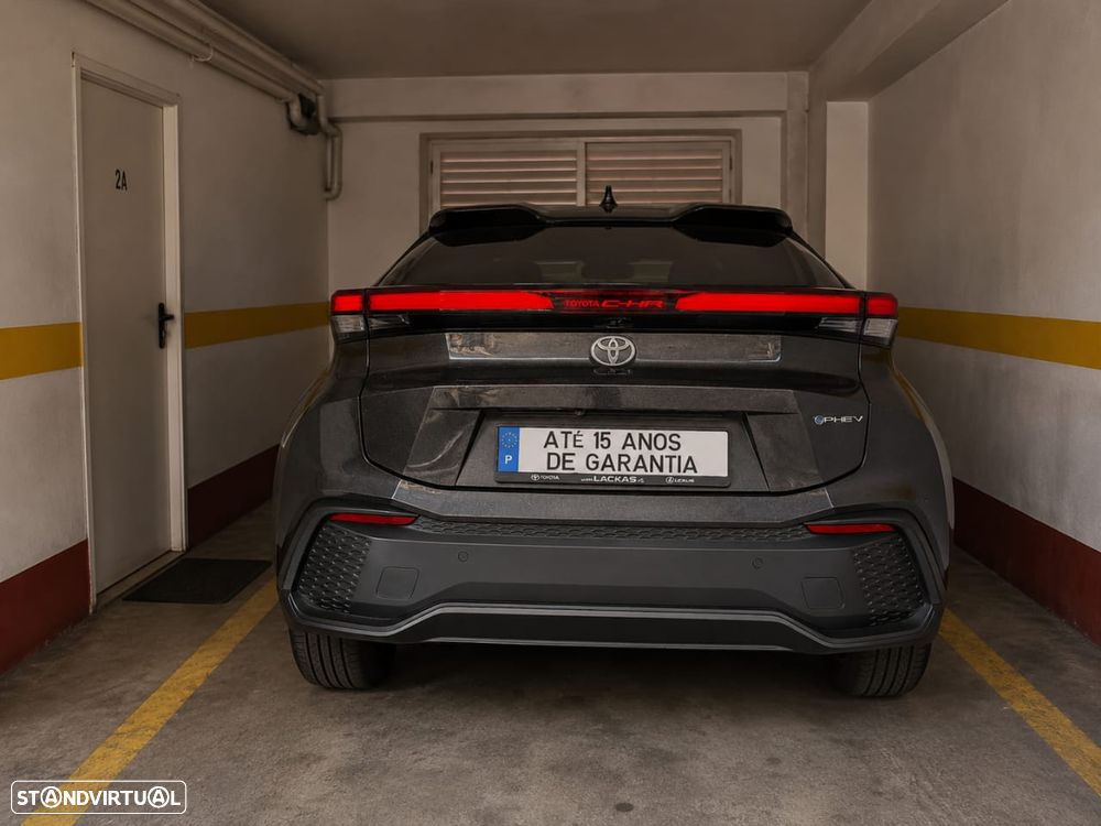 Toyota C-HR - 6