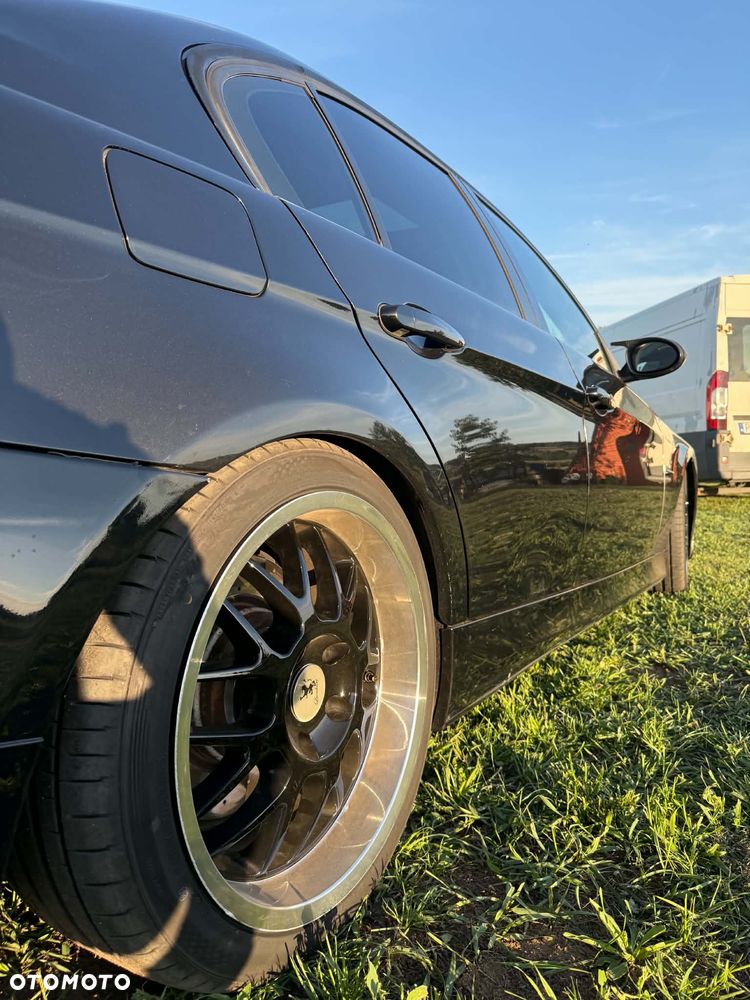 BMW Seria 3 335i - 7