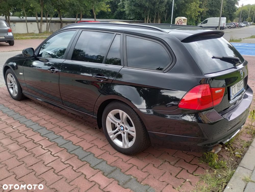 BMW Seria 3 318d - 6
