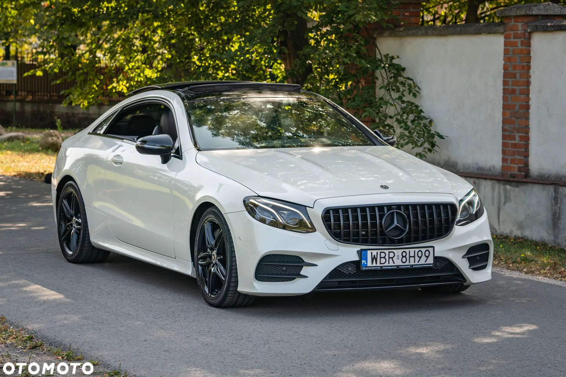 Mercedes-Benz Klasa E 300 Coupe 9G-TRONIC - 1
