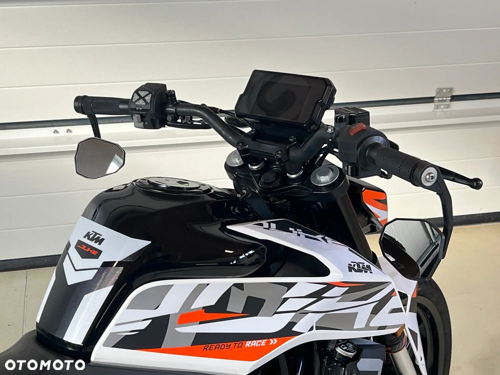 KTM Duke 125 - 32