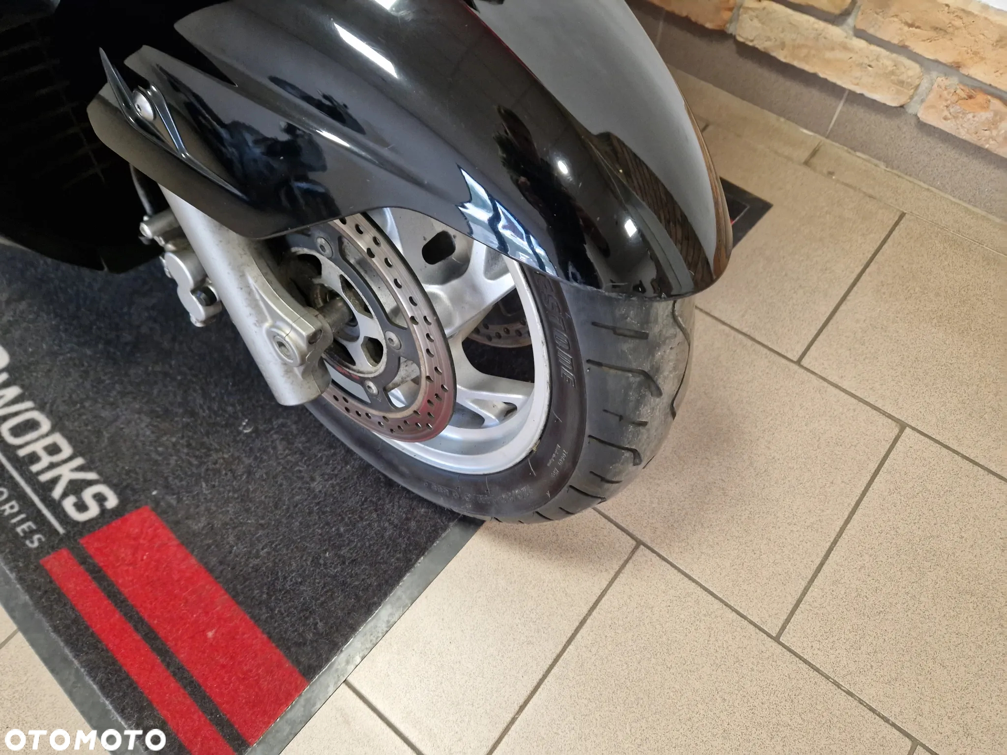 Suzuki Burgman - 33
