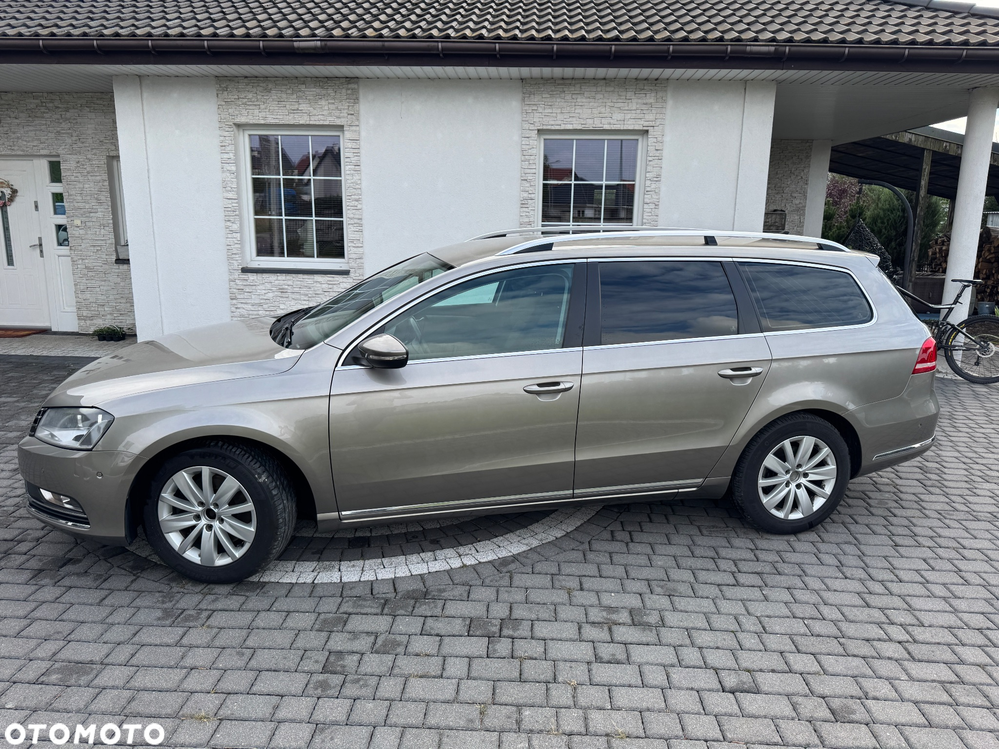 Volkswagen Passat Variant 1.8 TSI Exclusive - 11