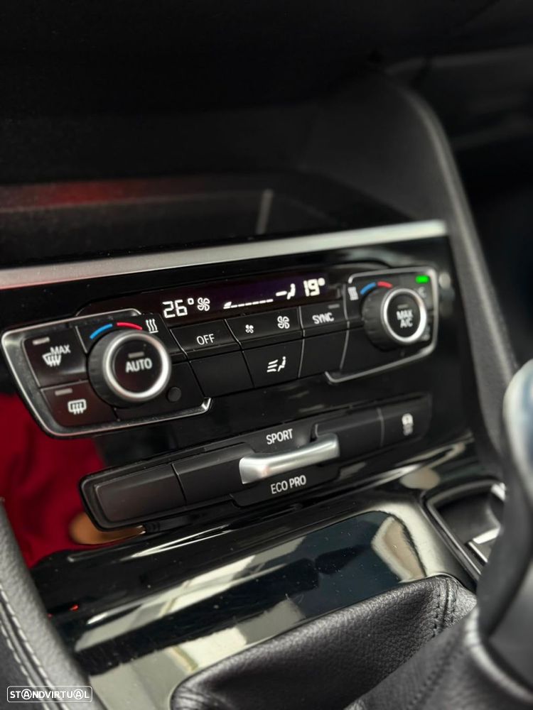 BMW 216 Active Tourer d Line Sport - 29