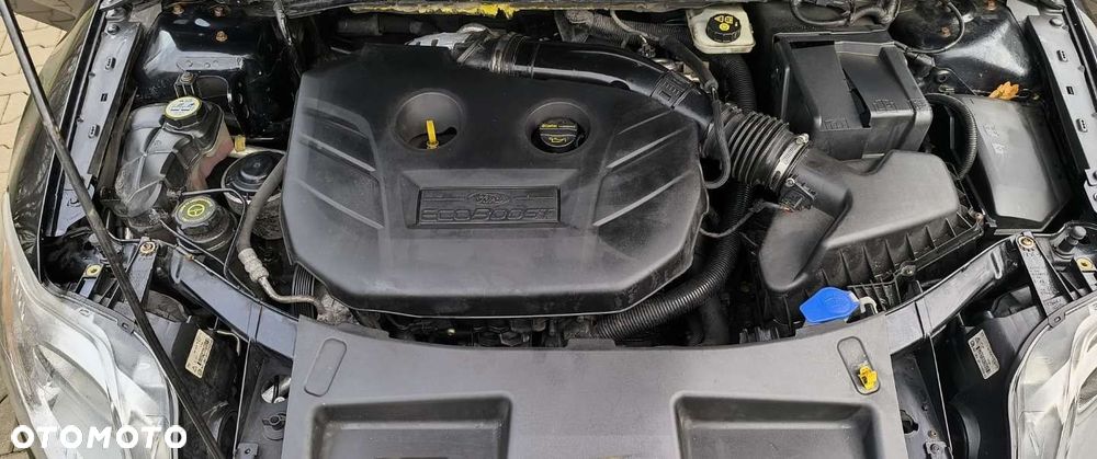 Ford Mondeo SW 2.0 EcoBoost Titanium - 21